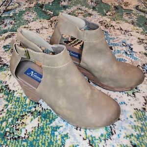 Natural Reflections Ancora Nubuck Wedge Shoes, Size 10
